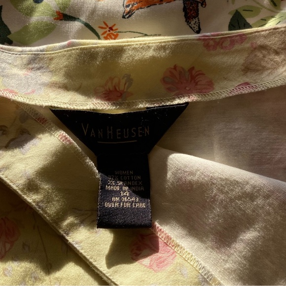 2 Light colors Woman’s Skirts by Van Heusen in Sage & Pink w/ Flowers & Stripes - Picture 7 of 10